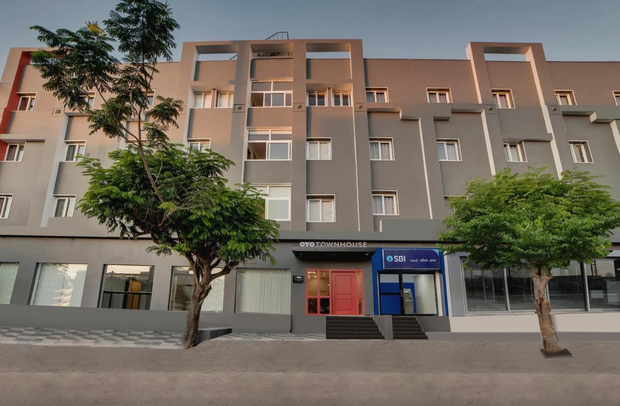 Townhouse Ss Aero Prime Hotel เชมชาบัด ภายนอก รูปภาพ