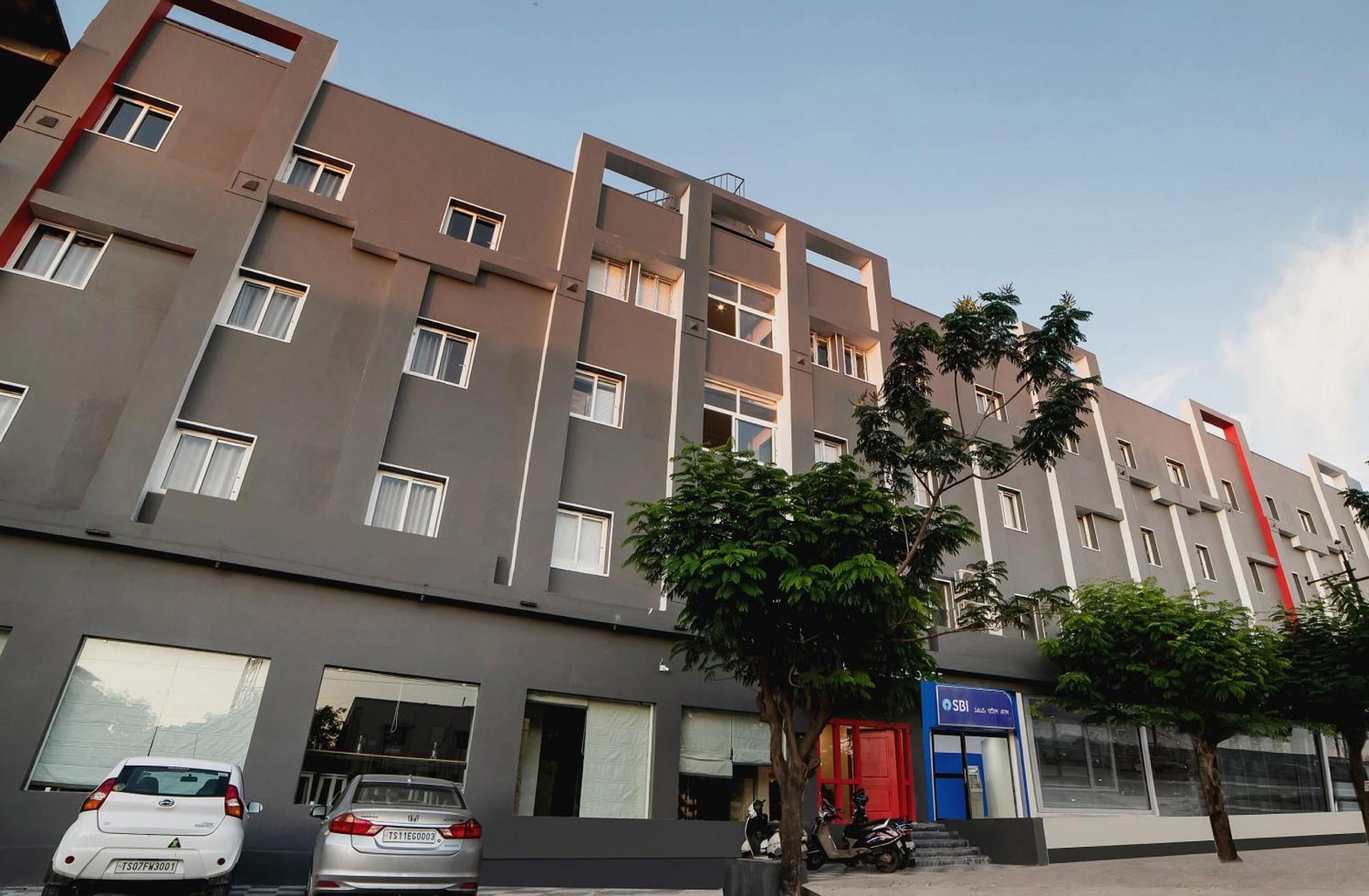 Townhouse Ss Aero Prime Hotel เชมชาบัด ภายนอก รูปภาพ