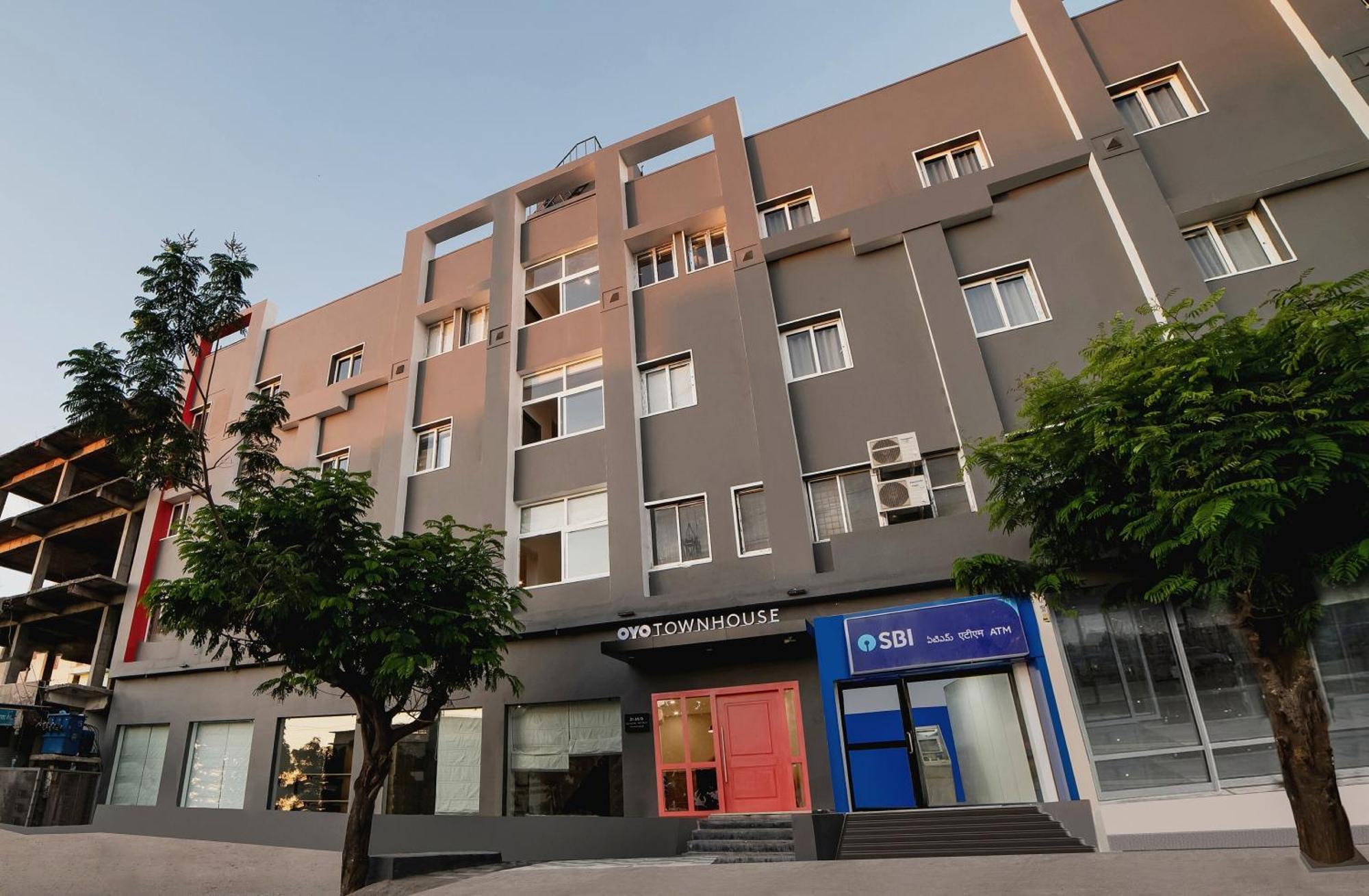 Townhouse Ss Aero Prime Hotel เชมชาบัด ภายนอก รูปภาพ