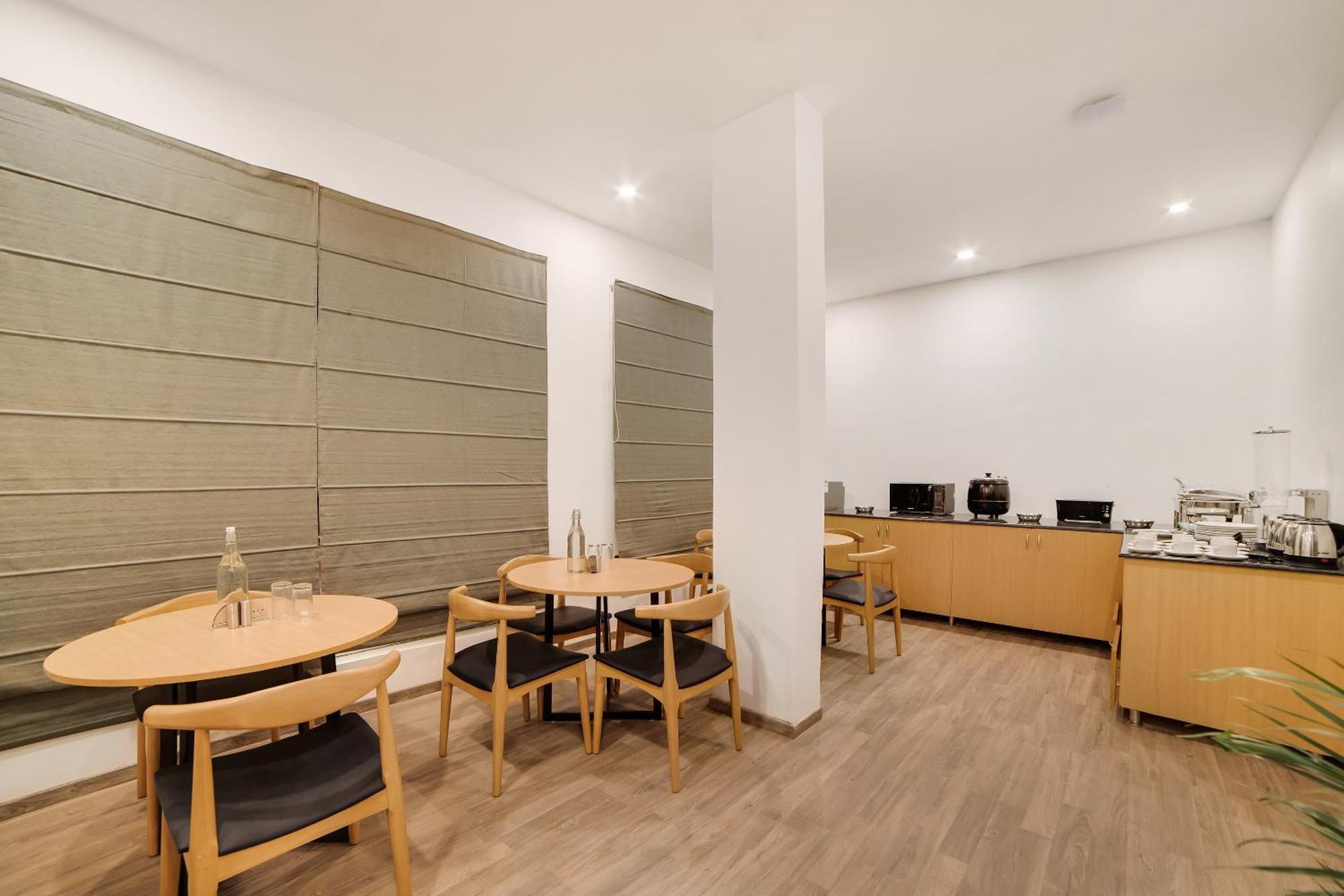 Townhouse Ss Aero Prime Hotel เชมชาบัด ภายนอก รูปภาพ