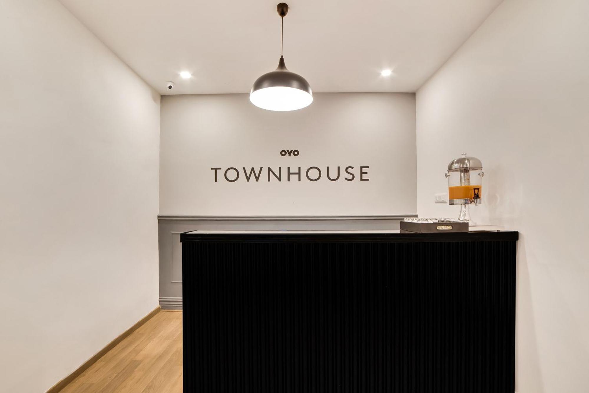 Townhouse Ss Aero Prime Hotel เชมชาบัด ภายนอก รูปภาพ