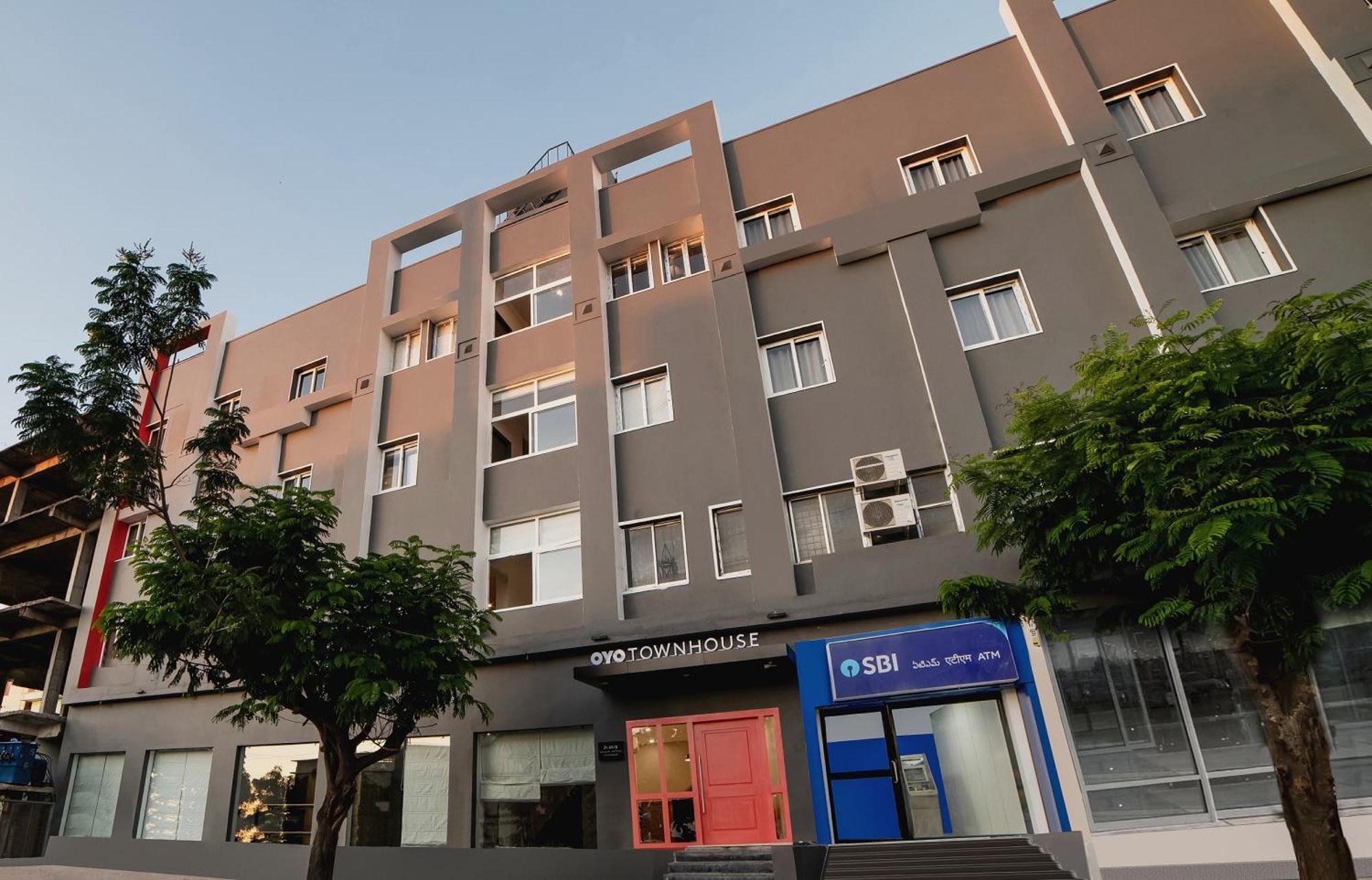 Townhouse Ss Aero Prime Hotel เชมชาบัด ภายนอก รูปภาพ